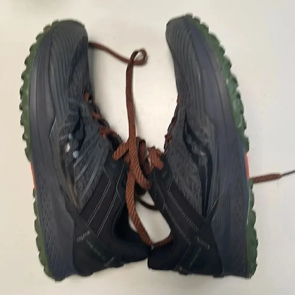 Saucony Trail PWR track hiking shoes.  Very gently used.  Size Men 8.